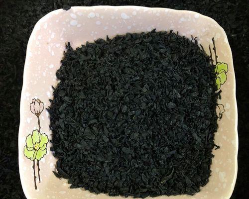 海木耳与裙带菜的区别（从形态、生长环境、营养成分三方面解析）